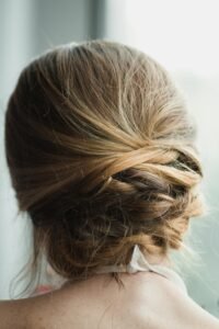 Read more about the article Hair Loss: Causes, Solutions, and When to See a Specialist