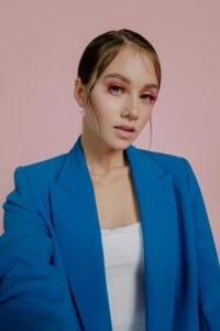 Read more about the article The Best Makeup Products of 2025: Expert Picks for a Flawless Look